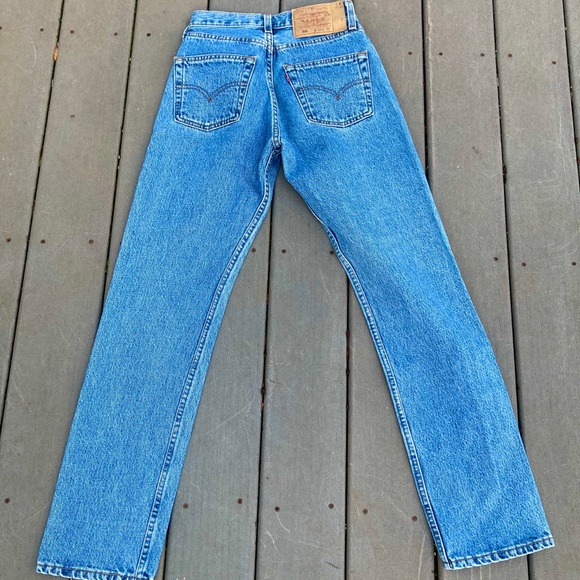 Vintage High waisted Levi’s jeans - Picture 3 of 5